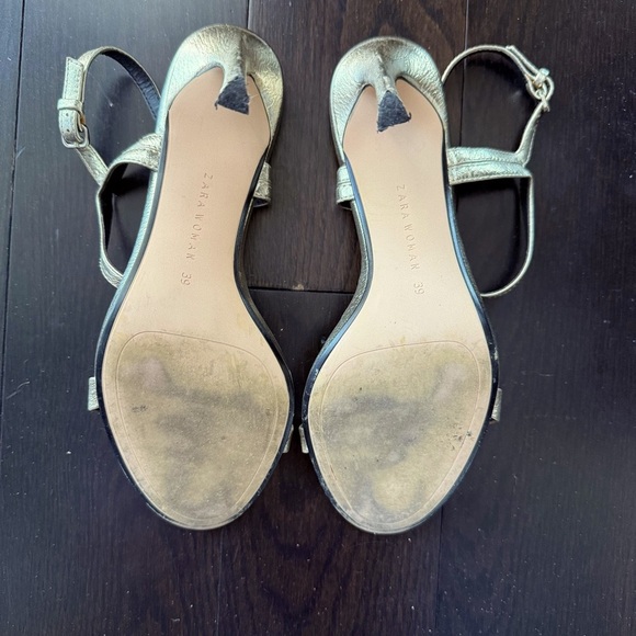 Zara Women's Gold Strappy Sandals - Picture 4 of 7